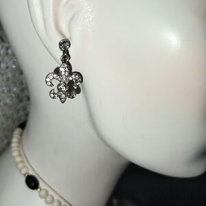 Fleur-de-lis Silver Rhinestone Earrings